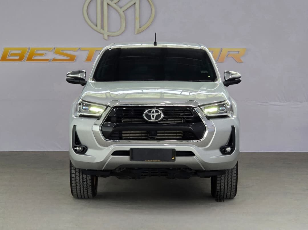 2023 TOYOTA HILUX V DUAL CAB 2.4 AUTO