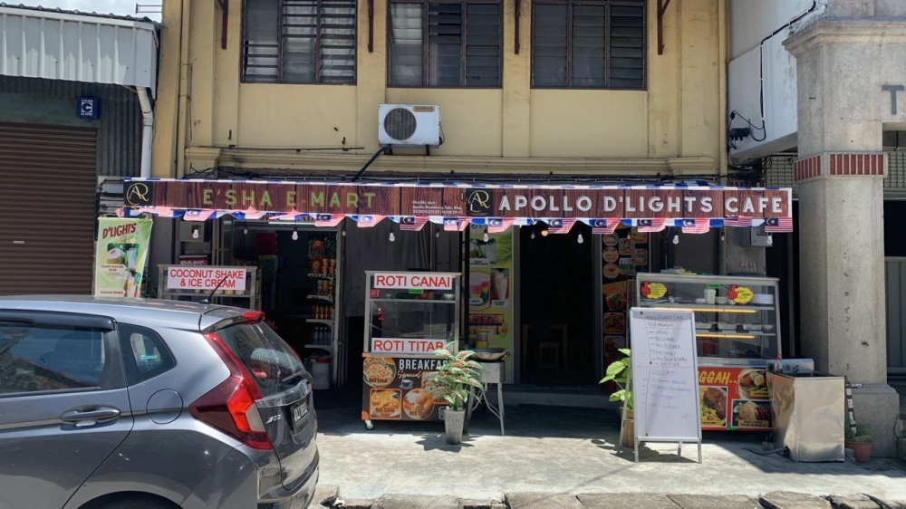 Apollo D'Lights Cafe