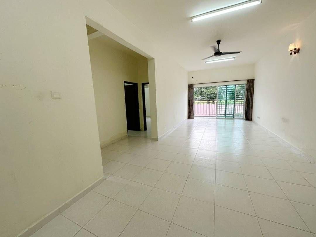[FOR SALES] Suriamas Suite Larkin 3bed Nice Design Johor Bahru