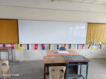 Hanging Wall Whiteboard For School Classroom | Pembekal Papan Putih | Whiteboard Supplier | Office Furniture | Penang | Kedah | Kulim | Lunas | Merbok | Alor Setar | Ipoh | Perak | Taiping | Lumut | Teluk Batik