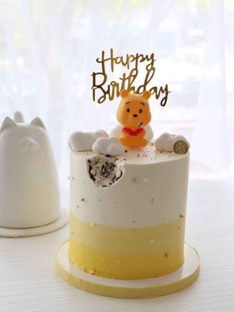 Winnie Pooh Cake