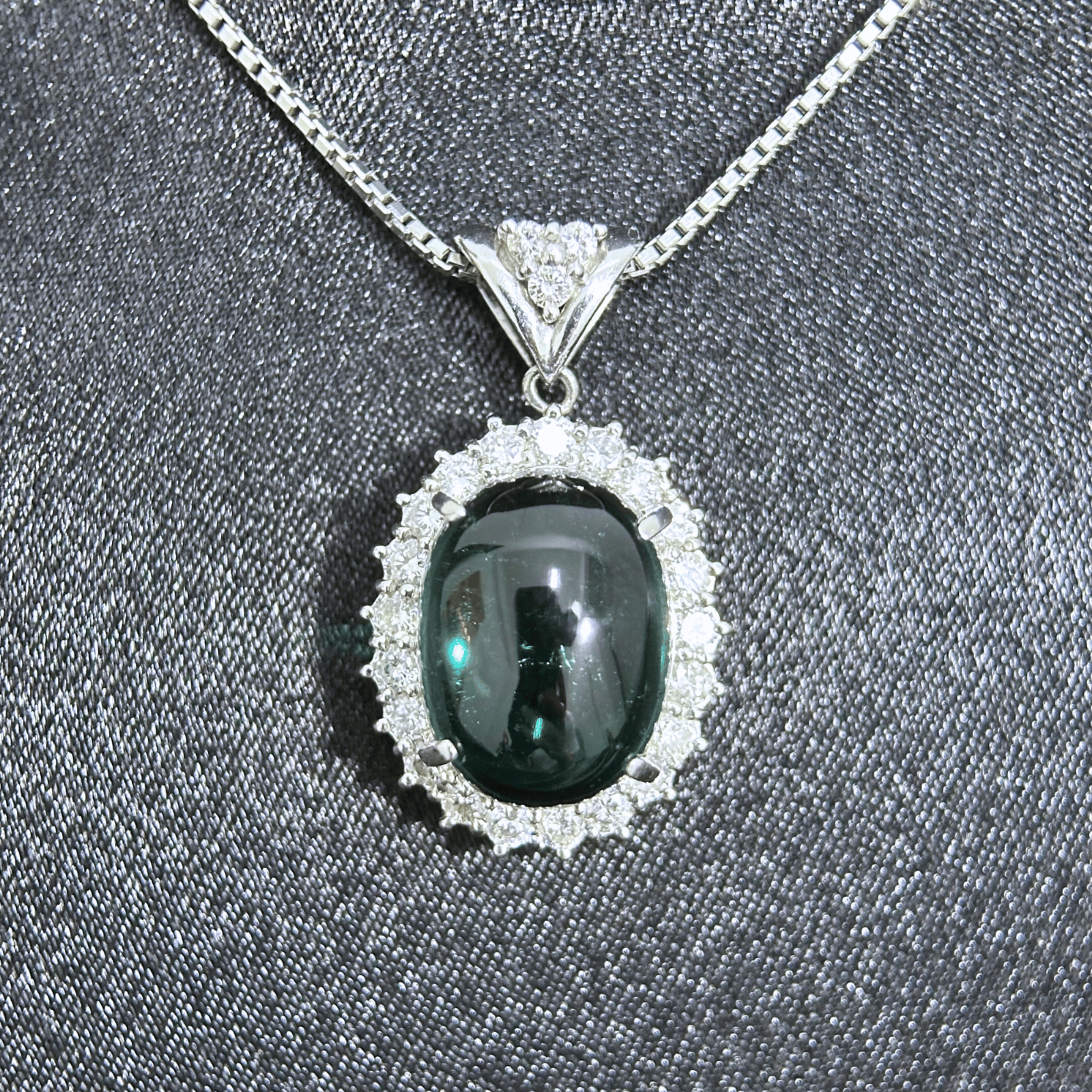 Tourmaline Pendant with chain
