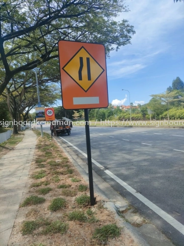 JKR ROAD SIGNAGE HIGHWAY SIGNS AT KEMAMAN TERENGGANU MALAYSIA