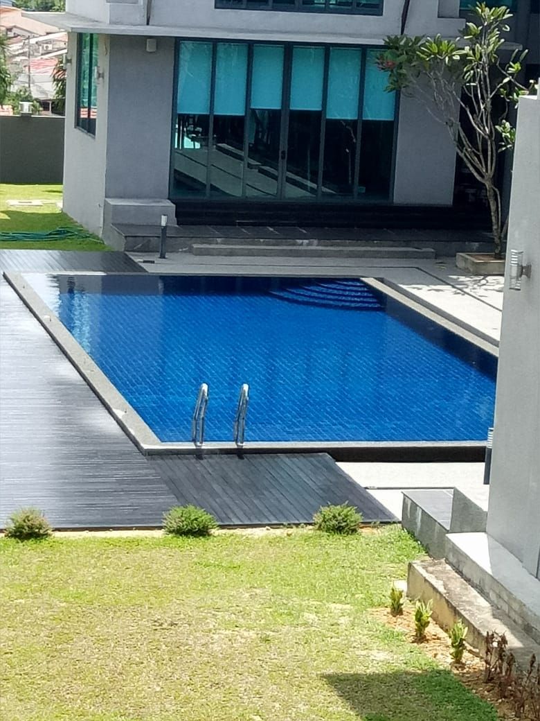 Amazing Pool Design's Logo