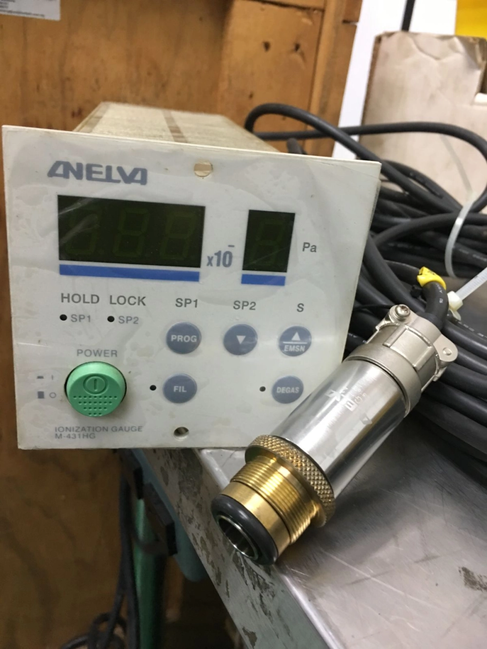 Used and Refurbished Vacuum Instruments