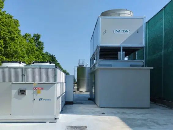 Chiller and cooling tower integration services