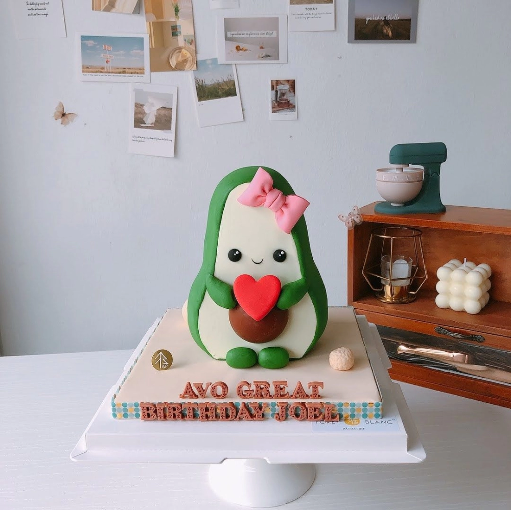 Baby Avocado Cake