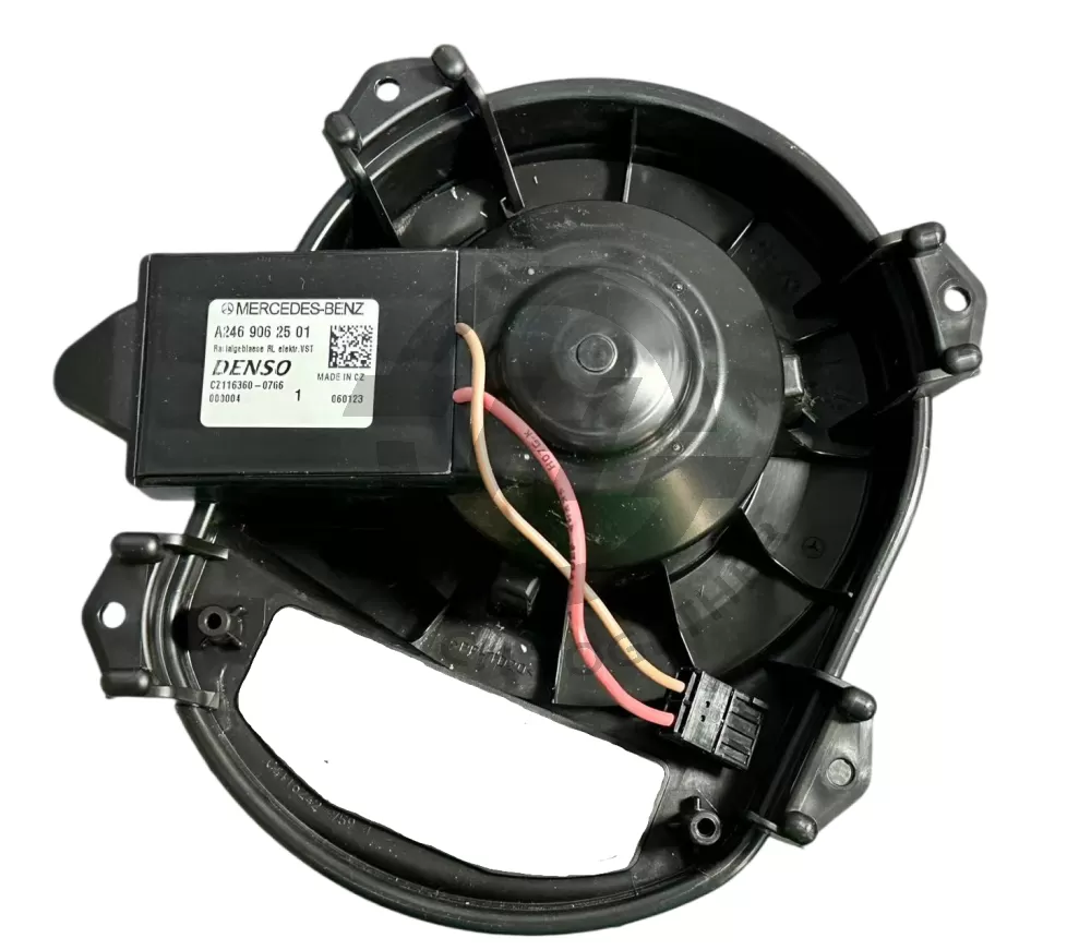 GENUINE Mercedes Benz GLA Class X156 Air Conditioning RHD Heater Blower Motor ; Part Number: A2469062501