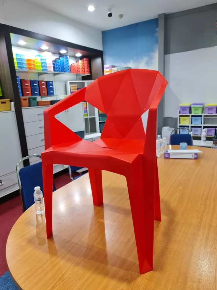 New Arrival Cafe Dining Chair With Arms | Strong Durable Modern Cafe Plastic Chair | Cafe Furniture Penang | Cafe Furniture Supplier | Penang | Kl | Ipoh Perak | Johor Bahru | Klang | Puchong | Lunas Kulim Kedah
