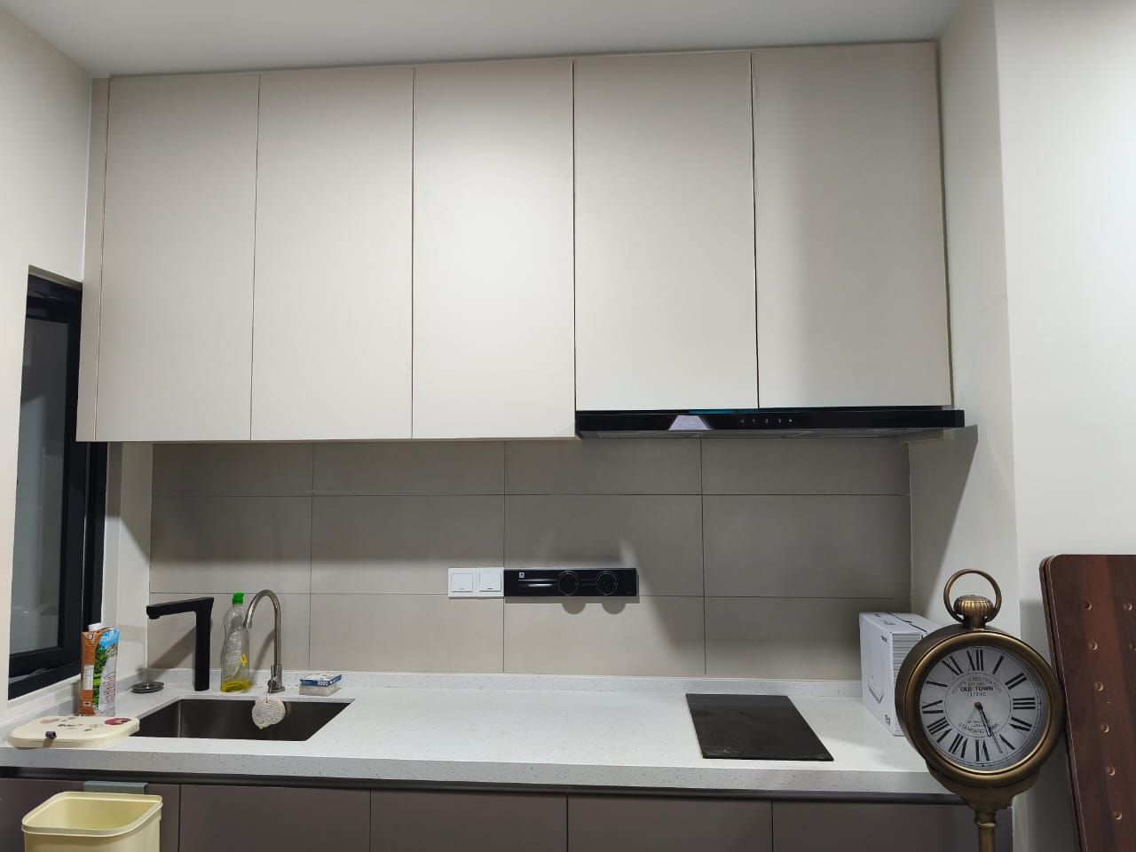 Aluminium Honeycomb Cabinet at JB