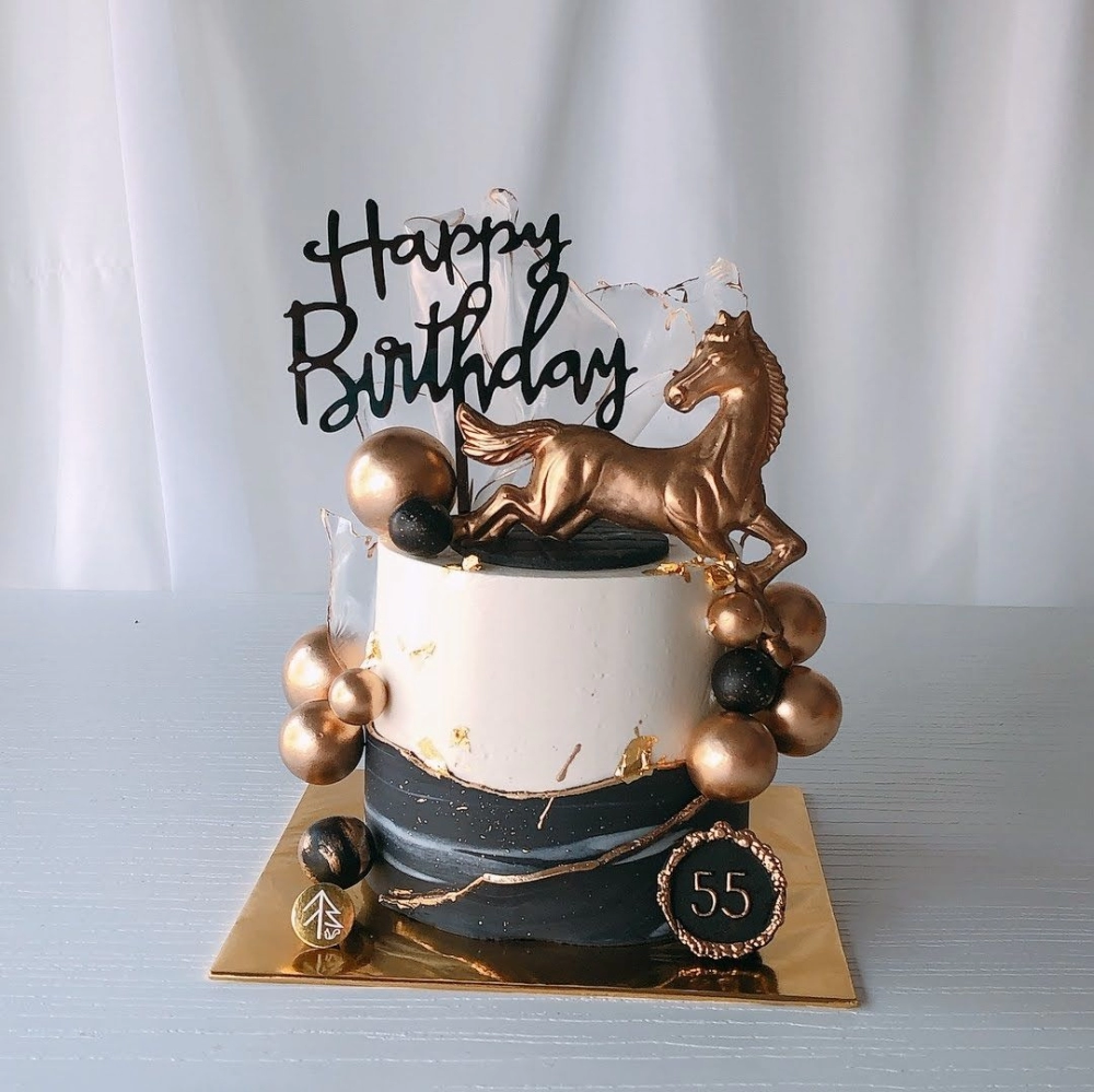 Black Gold Horse Cake