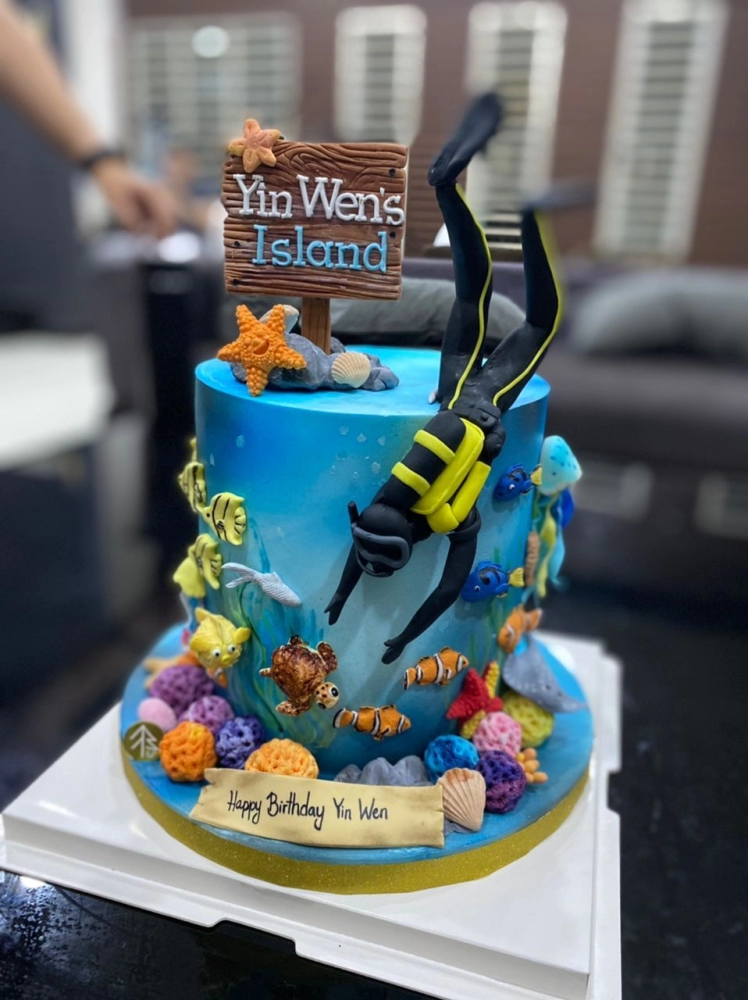 Undersea Diver Cake