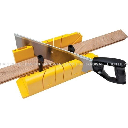 Clamping Mitre Box with Saw