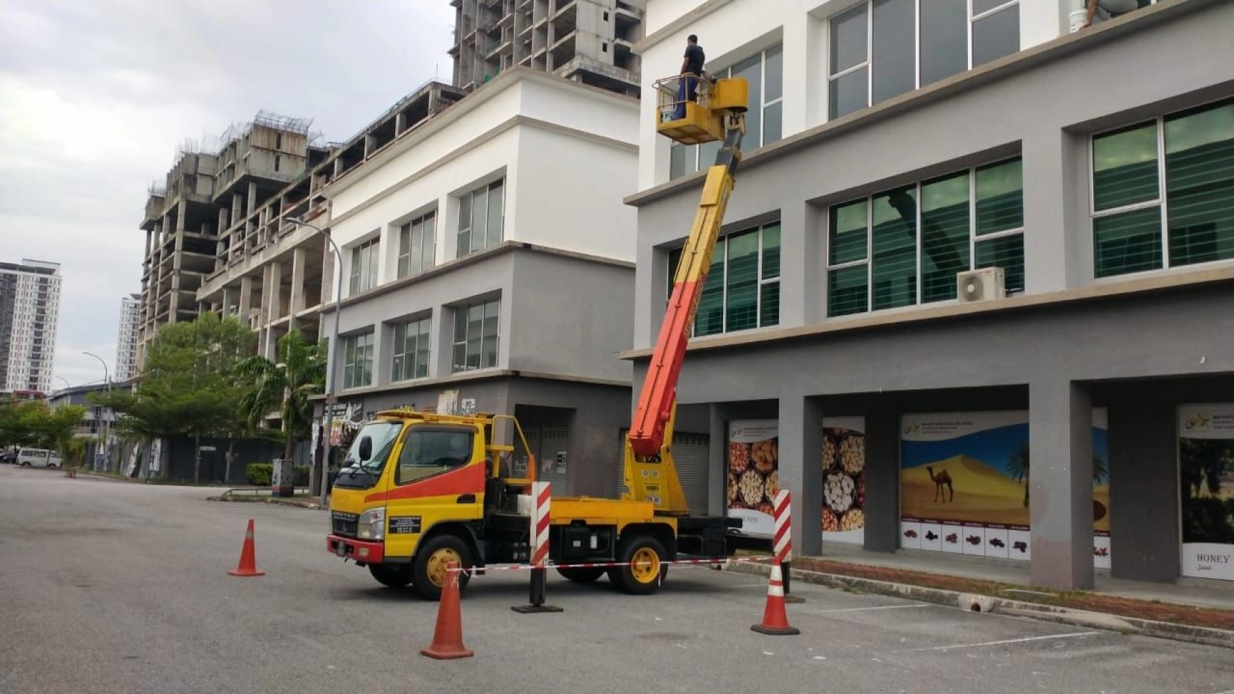 Skylift Rental Selangor Crane Rental Services Kuala Lumpur KL Heavy skylift-rental-selangor-crane-rental-services-kuala-lumpur-kl-heavy