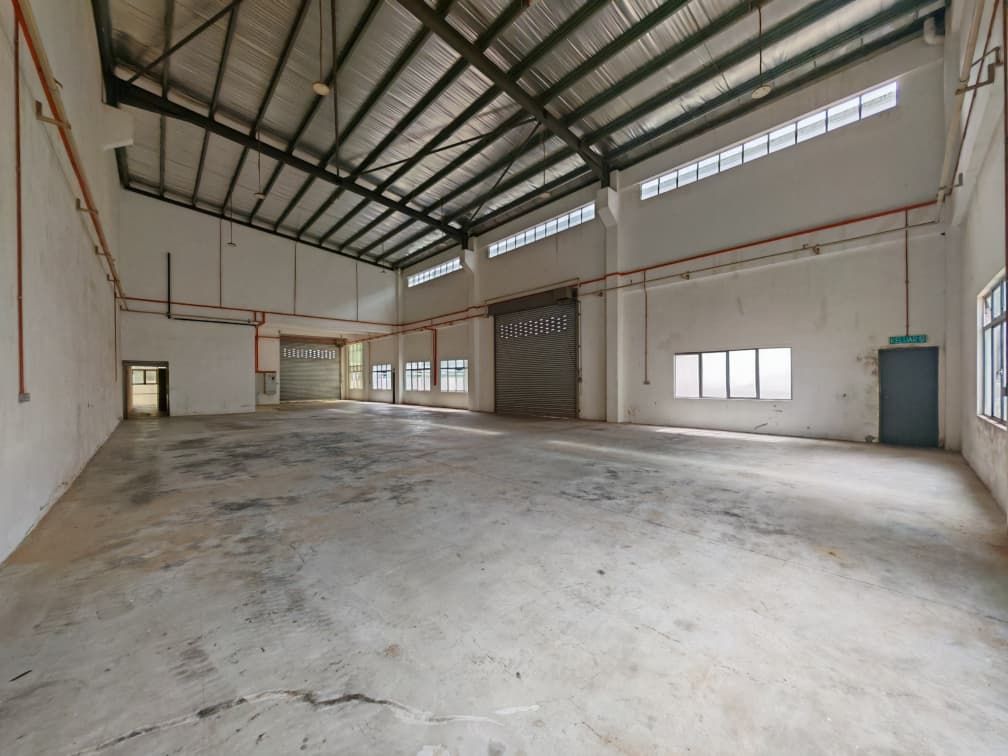 Desa Cemerlang – Semi-D Factory for Sale / Rent