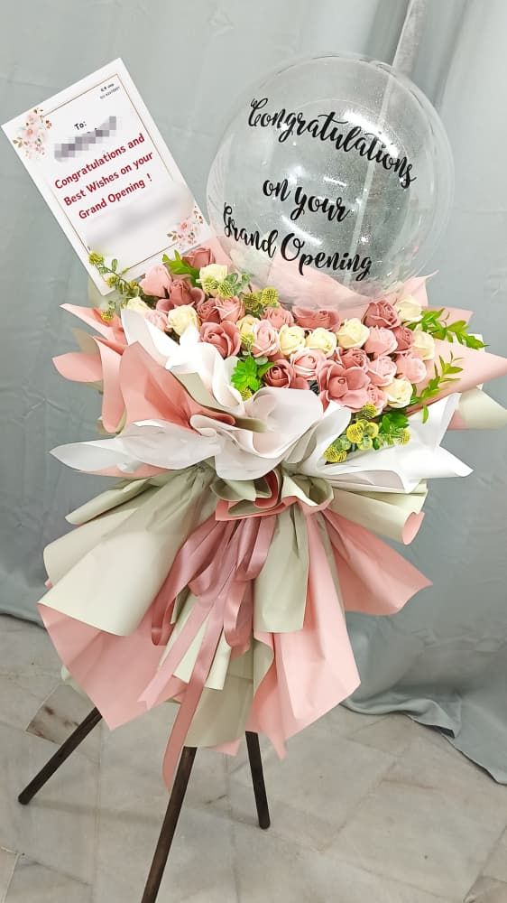 Opening soap flower stand