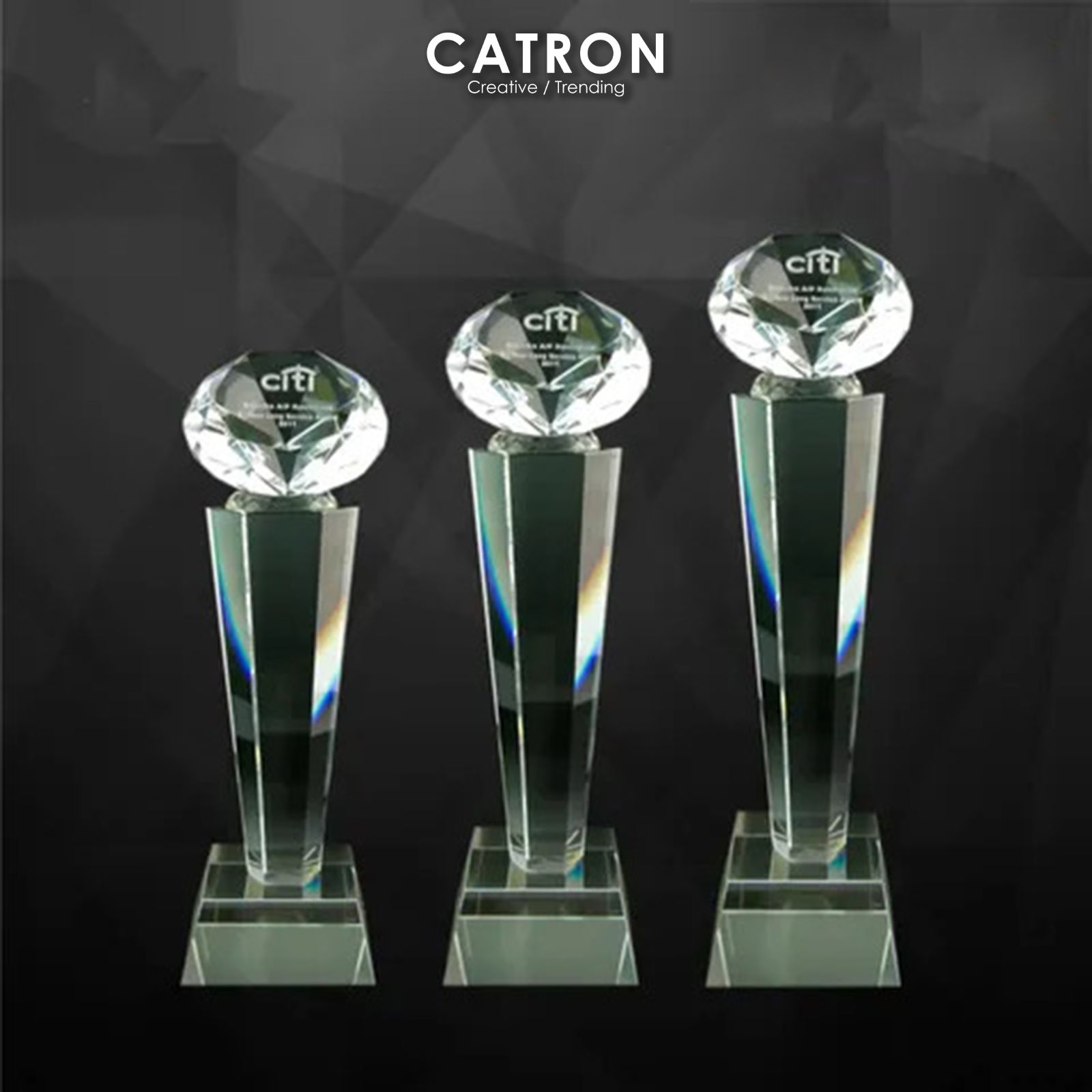 9095 - CRYSTAL TROPHY