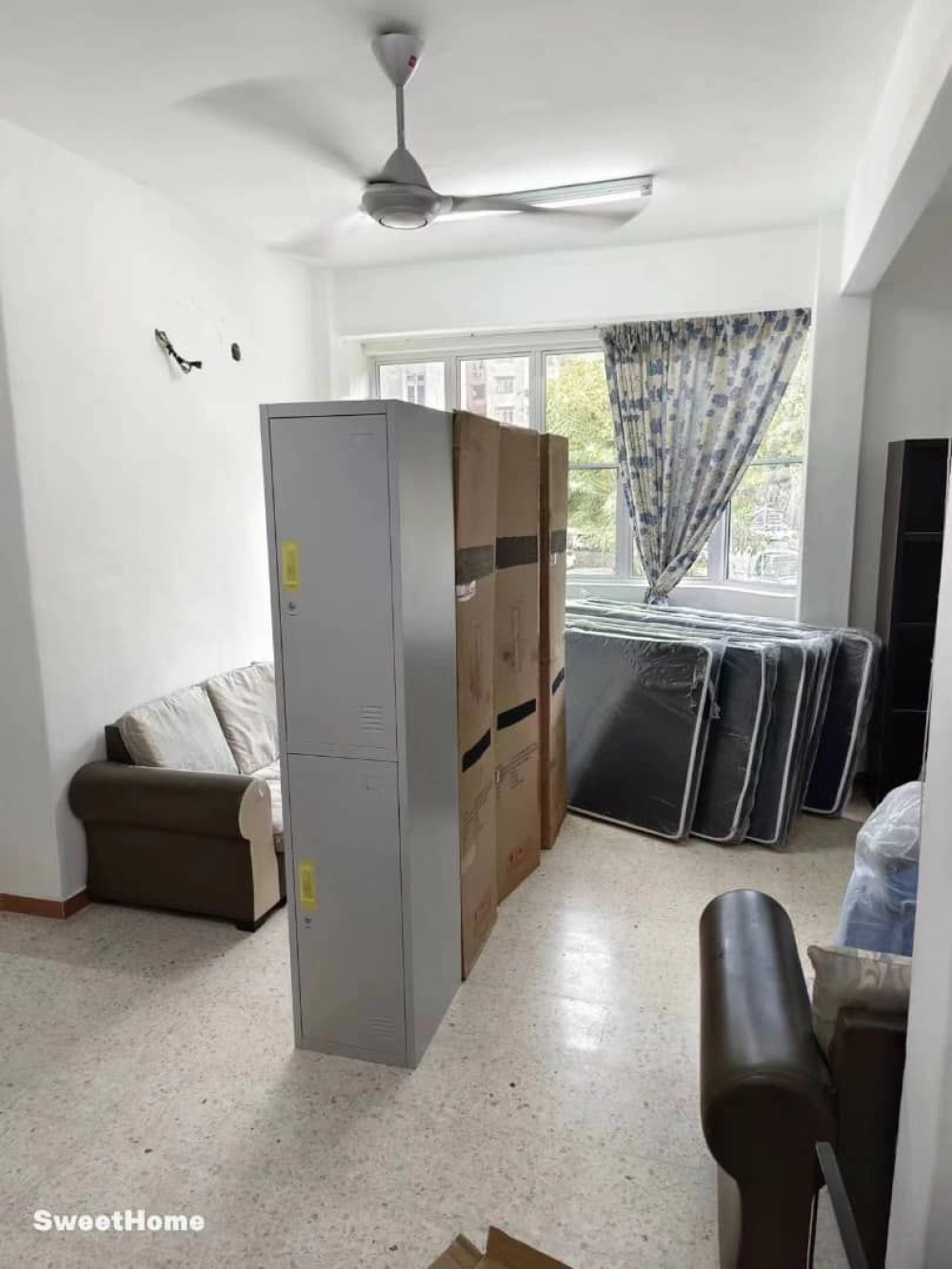 Steel Metal Locker For Hostel Dormitory | Metal Double Decker Bedframe Katil Besi Asrama | Tilam Murah Single Asrama | Hostel Furniture Supplier | Pembekal Perabot Asrama | KL | Penang | kedah | Johor | Perak