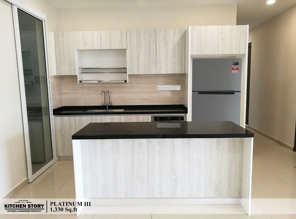 Platinum 3 Condominium - Custom Kitchen Cabinet, Island Cabinet & Wardrobe Design |  Teluk Kumbar, Bayan Lepas, Penang