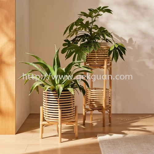 RAP 009 - RATTAN PLANTER