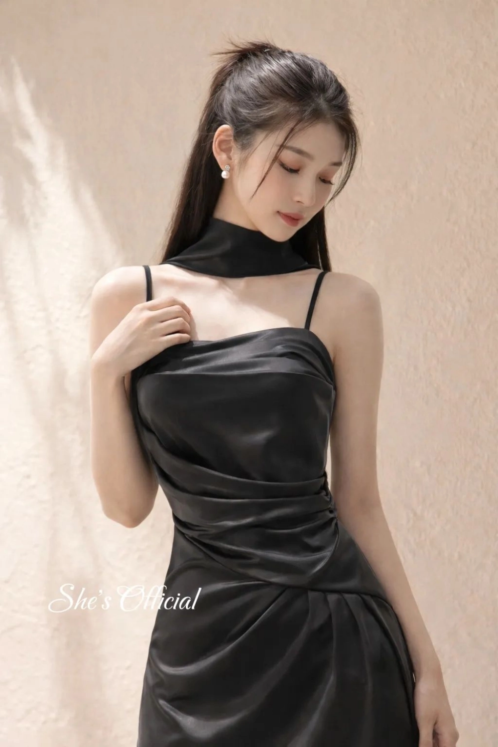 satin dress chinesevocabulary : # qn zi Dress Vestido # Today is suitable for wearing dress. jn tin sh h chun qn zi. I want to buy... w xing mi ...