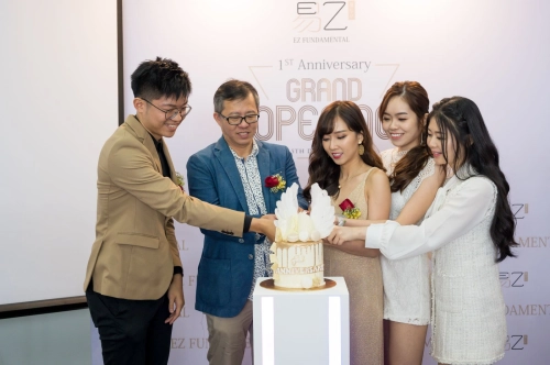 Grand Opening- EZ White 1st Anniversary