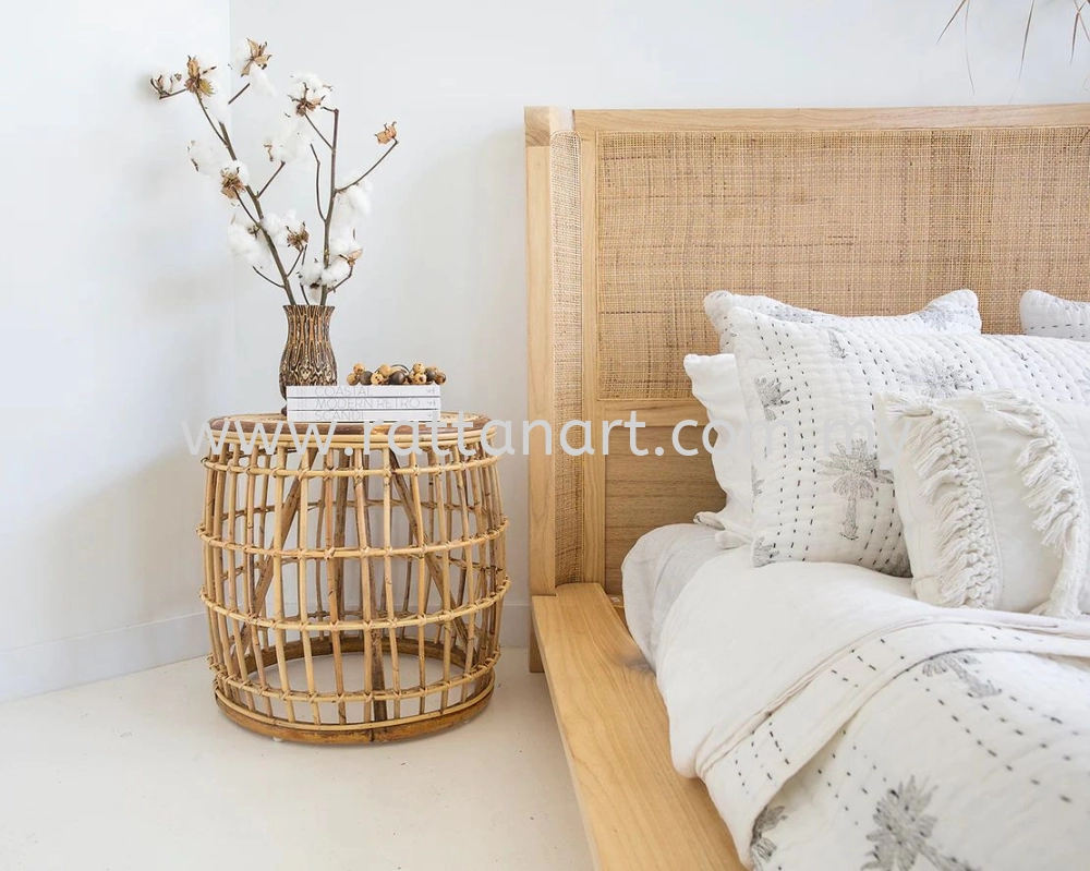 ARSHER. RATTAN SIDE TABLE
