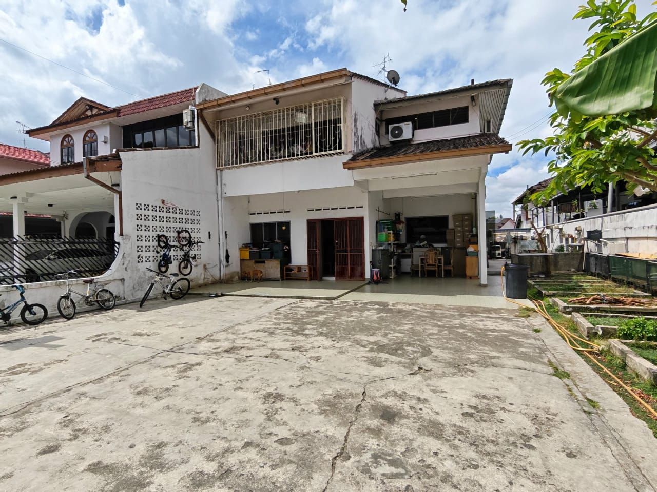 Spacious Freehold Semi-D in Mature Johor Jaya Township