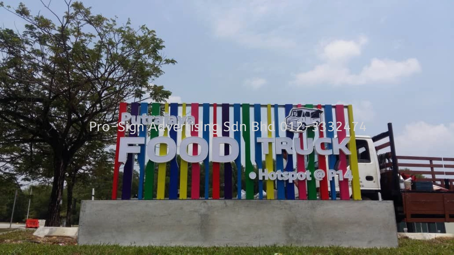 CUSTOM PILLAR LED BOX UP (FOODTRUCK, PUTRAJAYA, 2018)