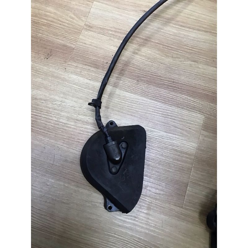 HONDA CBR900RR sc28 COVER CHAIN & SENSOR SPEEDOMETER