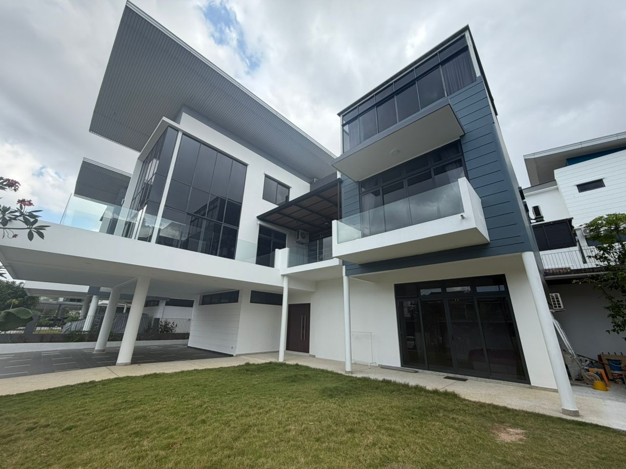 Horizon Hills – Luxury Grand Bungalow for Sale / Rent, Iskandar Puteri