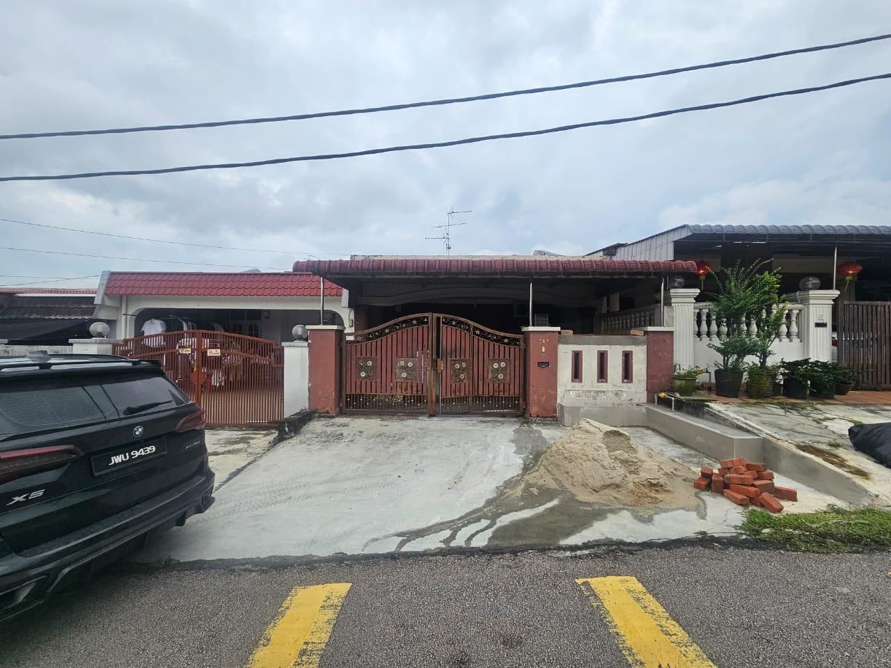 [FOR SALES] Taman Ungku Tun Aminah Single Storey Terrace House 3bed Fully Renovated Skudai Johor