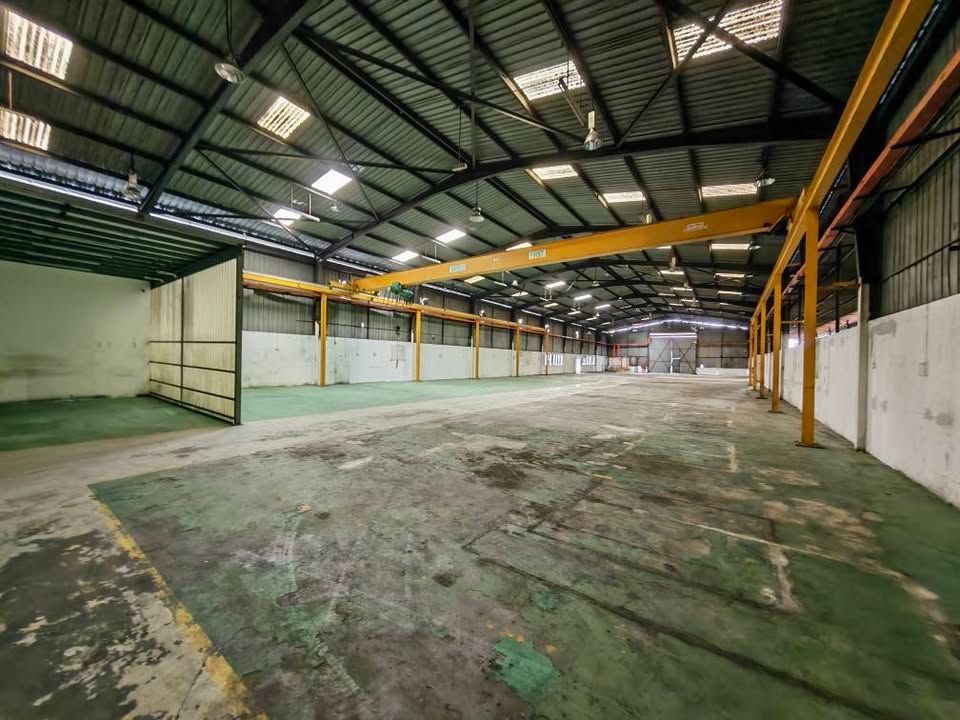 (Ready crane) Corner Factory in Pandamaran, Port Klang 30,850sf Land–facing busy road