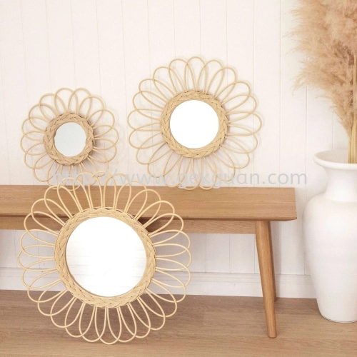 MIR 061 - RATTAN MIRROR