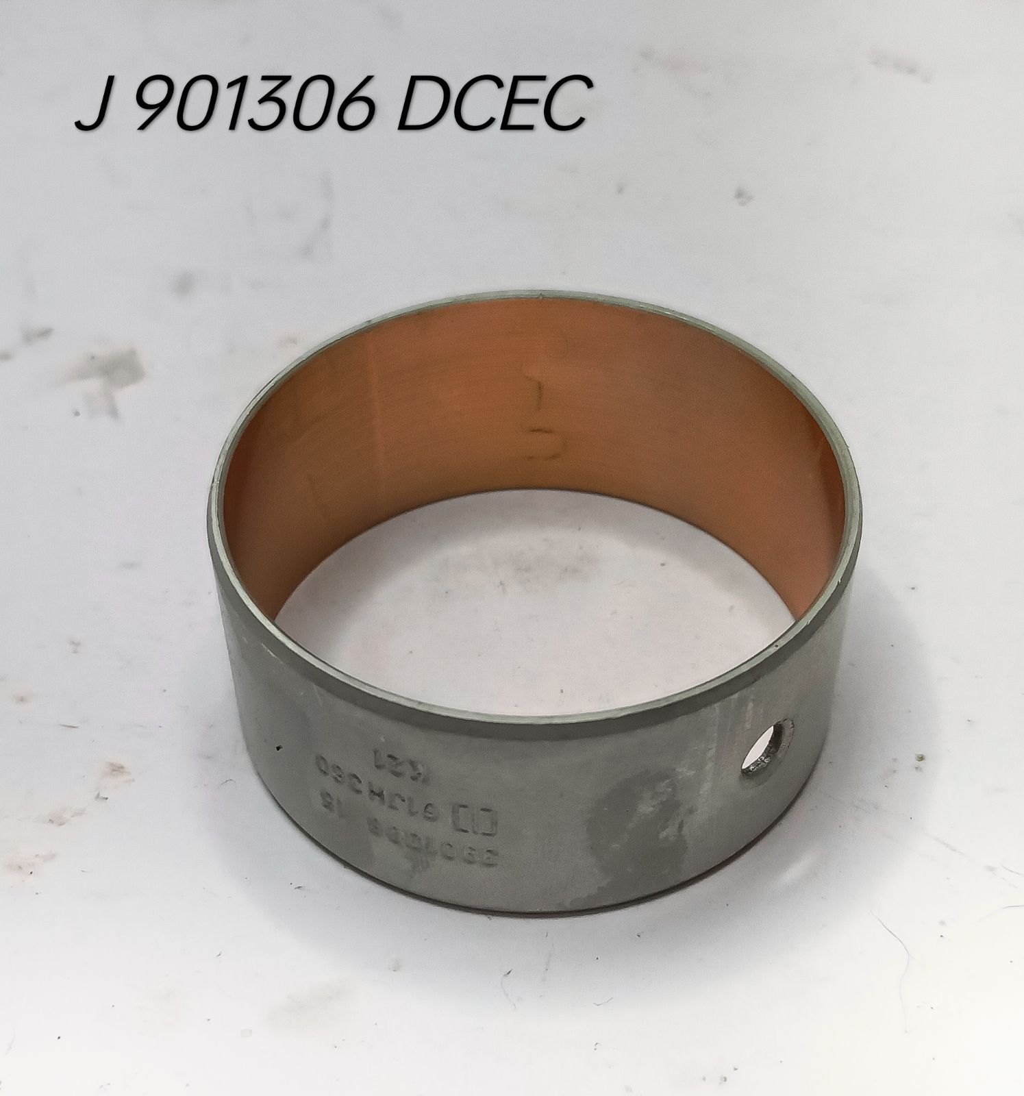 J 901306  BUSH  -  CAM  SHAFT   ( DCEC )