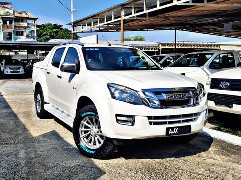 2014/2015 ISUZU D-MAX 2.5D AUTO  ARTIC  4WD 1 OWN