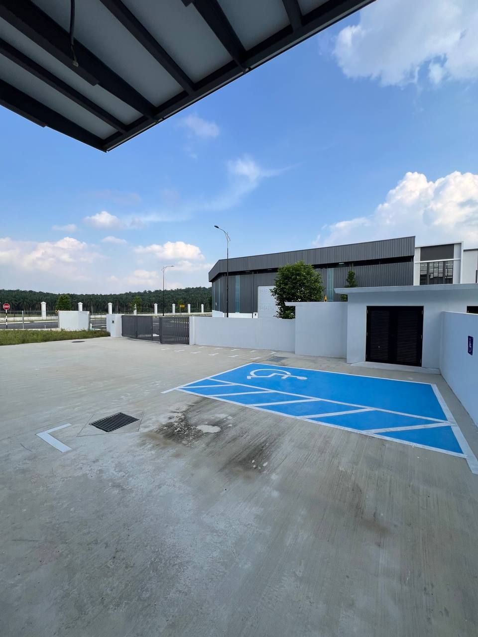 Eco Business Park 1, Kempas @ single storey cluster factory FOR RENT