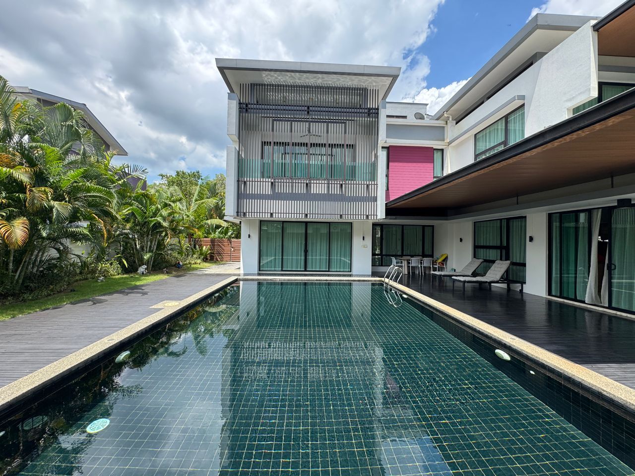 East Ledang @ Noble Park – Luxury Detached Bungalow for Rent