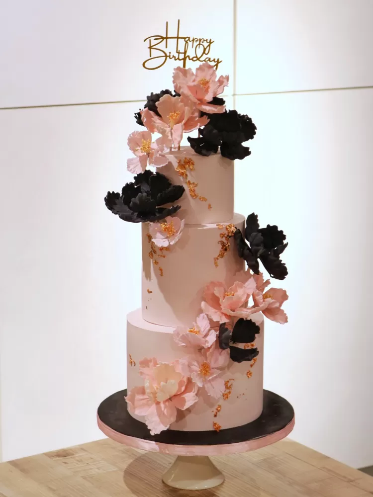 Black Pink Peony Flower Cake 