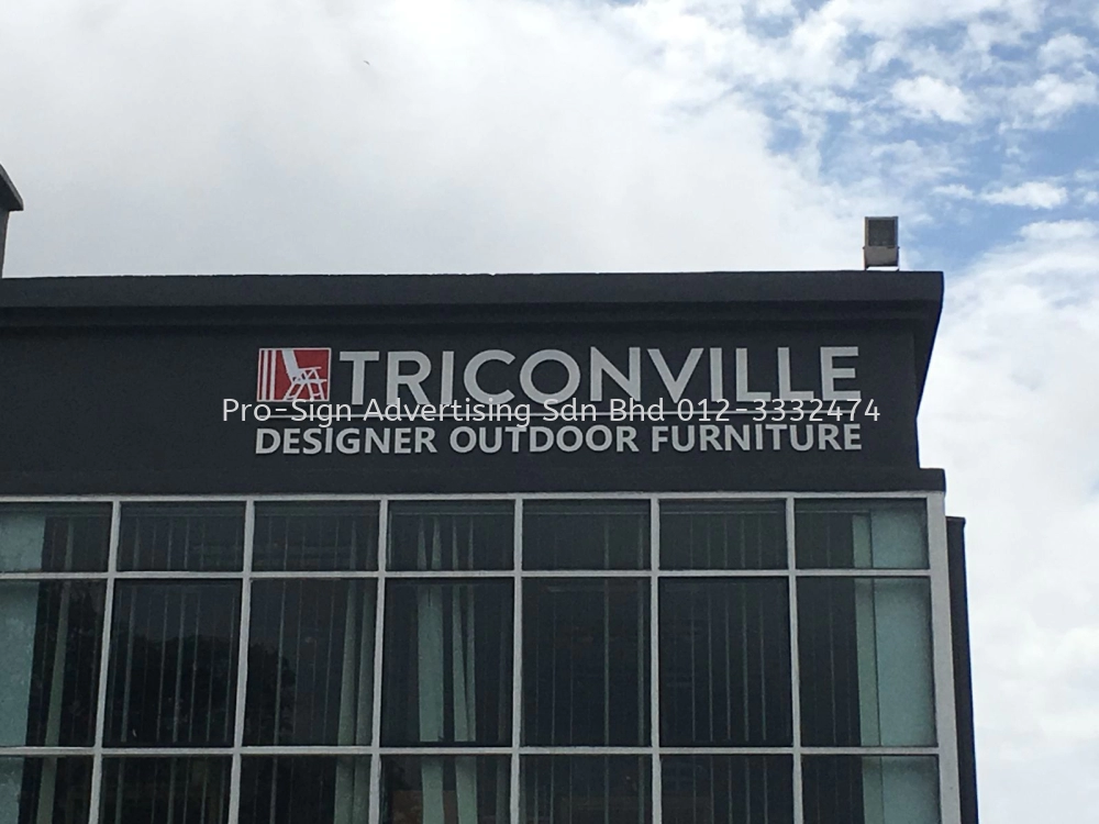 PVC CUT OUT LETTERING AND LIGHTBOX (TRICONVILLE, GLENMARIE, 2018)