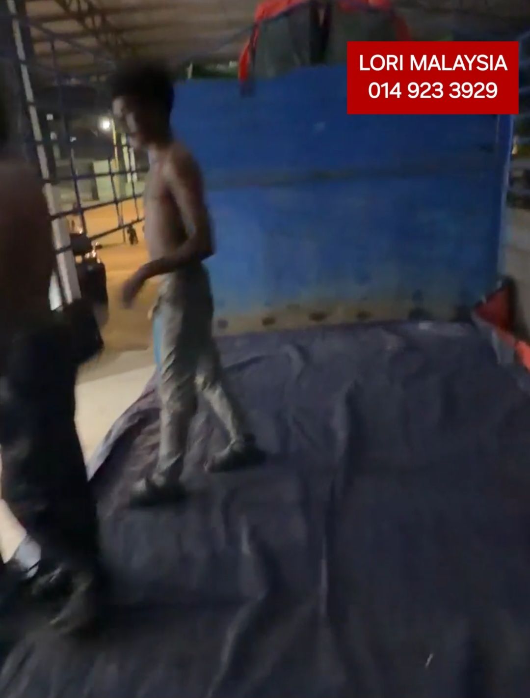 40ft trailer size