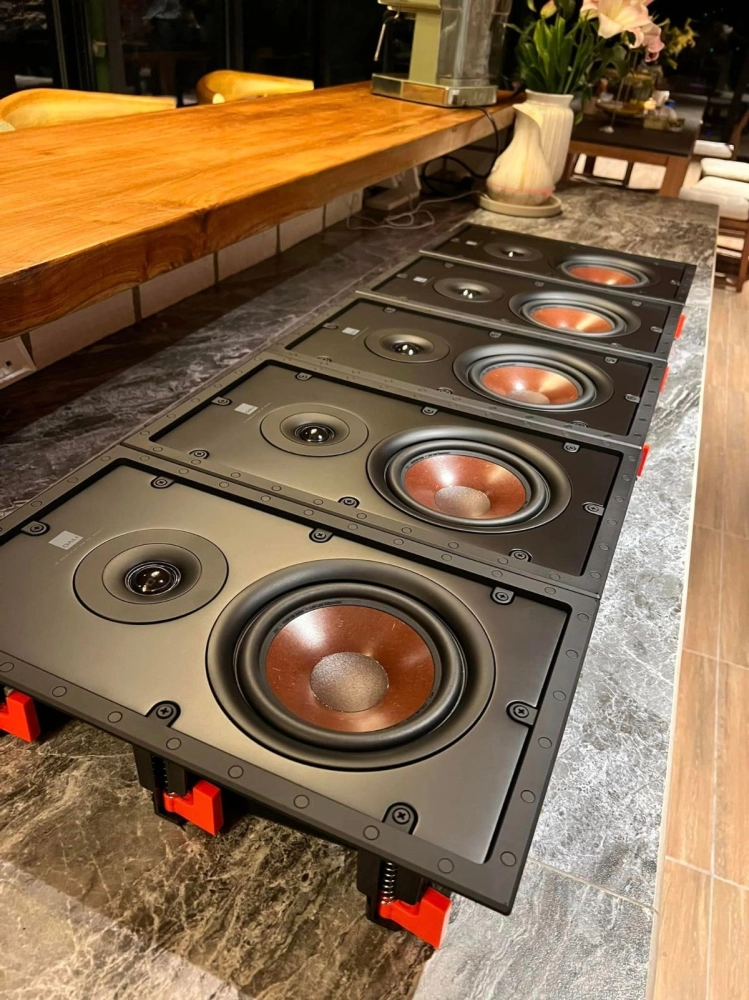  DALI Phantom Series H60R in-ceiling type speakers for background musics | Solid Wood Bar Chair | Private Studio Bar Speaker Installation | Karaoke Sound System Private Cinema Studio  