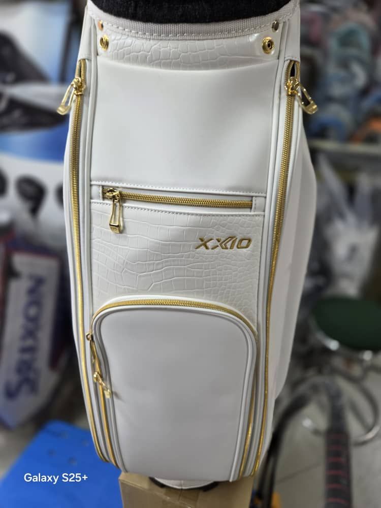 XXIO PREMIUM WHITE BRUSH MATTE CART BAG