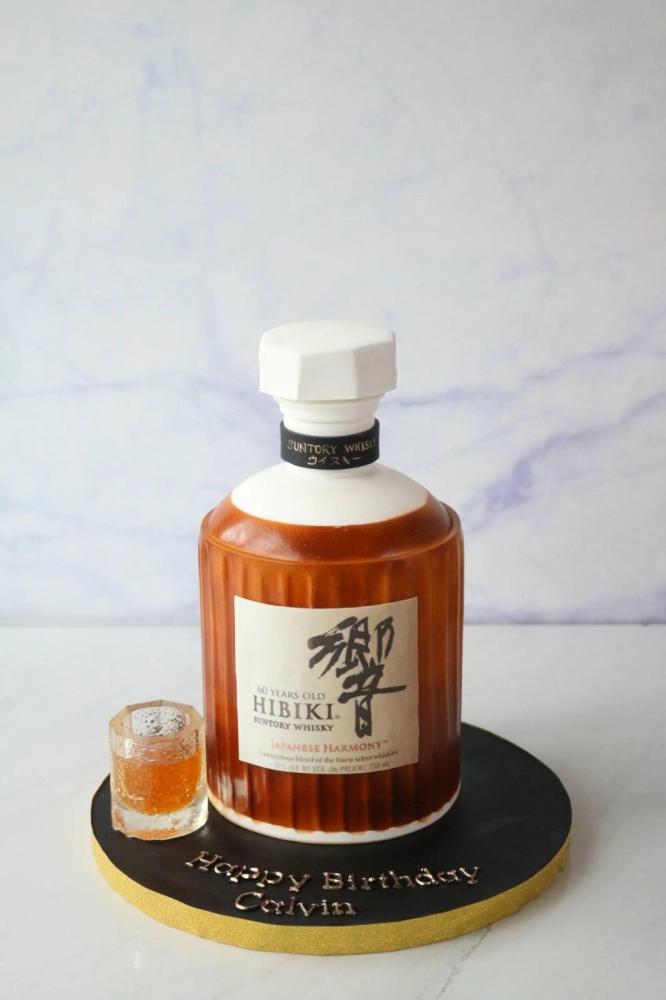 Hibiki Whiskey Cake