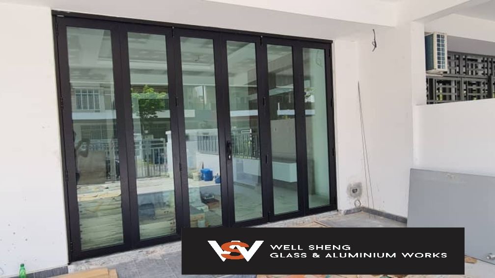 5 Panel Multi Aluminium Folding Door 