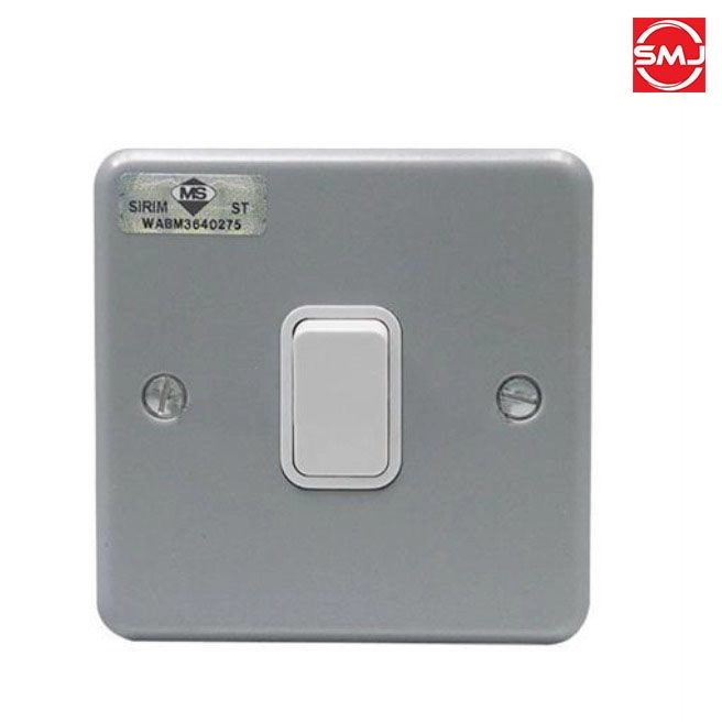 MK G4471W1ALM 10A 1 Gang 1 Way Metalclad Switch (SIRIM Approved)