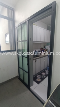 Sliding Door at Selayang