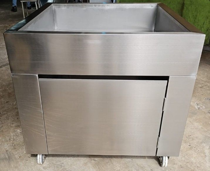 Fish Counter Trolley
