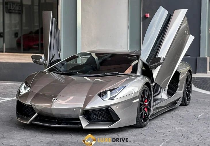 Used 2014 Lamborghini Aventador S LP700 6.5 V12
