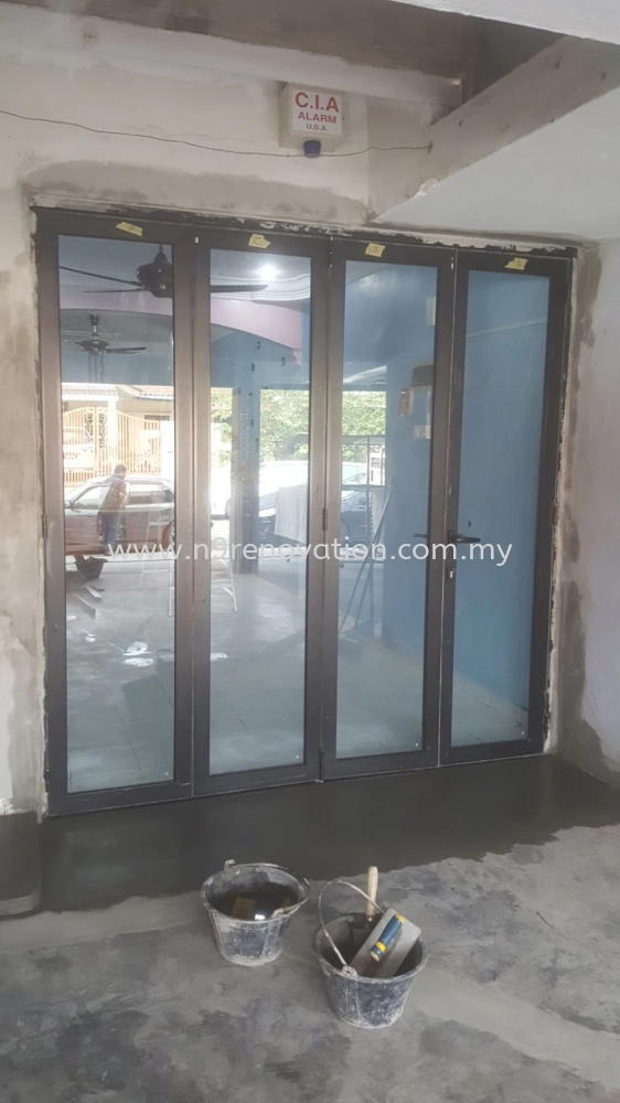 Aluminum Folding Door